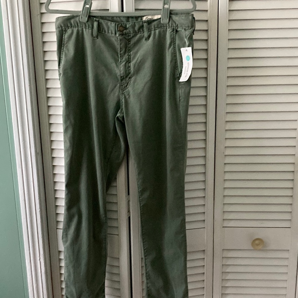 Cosmic Blue Love Capri